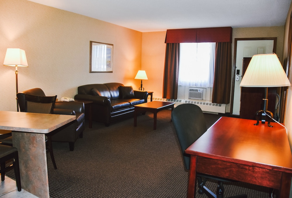 Stony Plain Inn & Suites 26/44