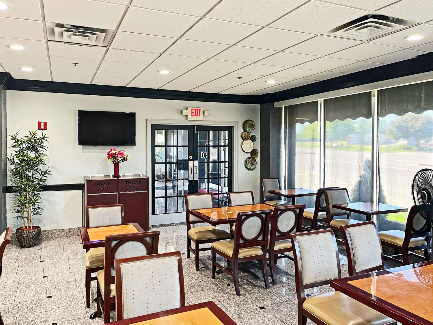 Quality Inn & Suites Cincinnati Downtown Area 23/32