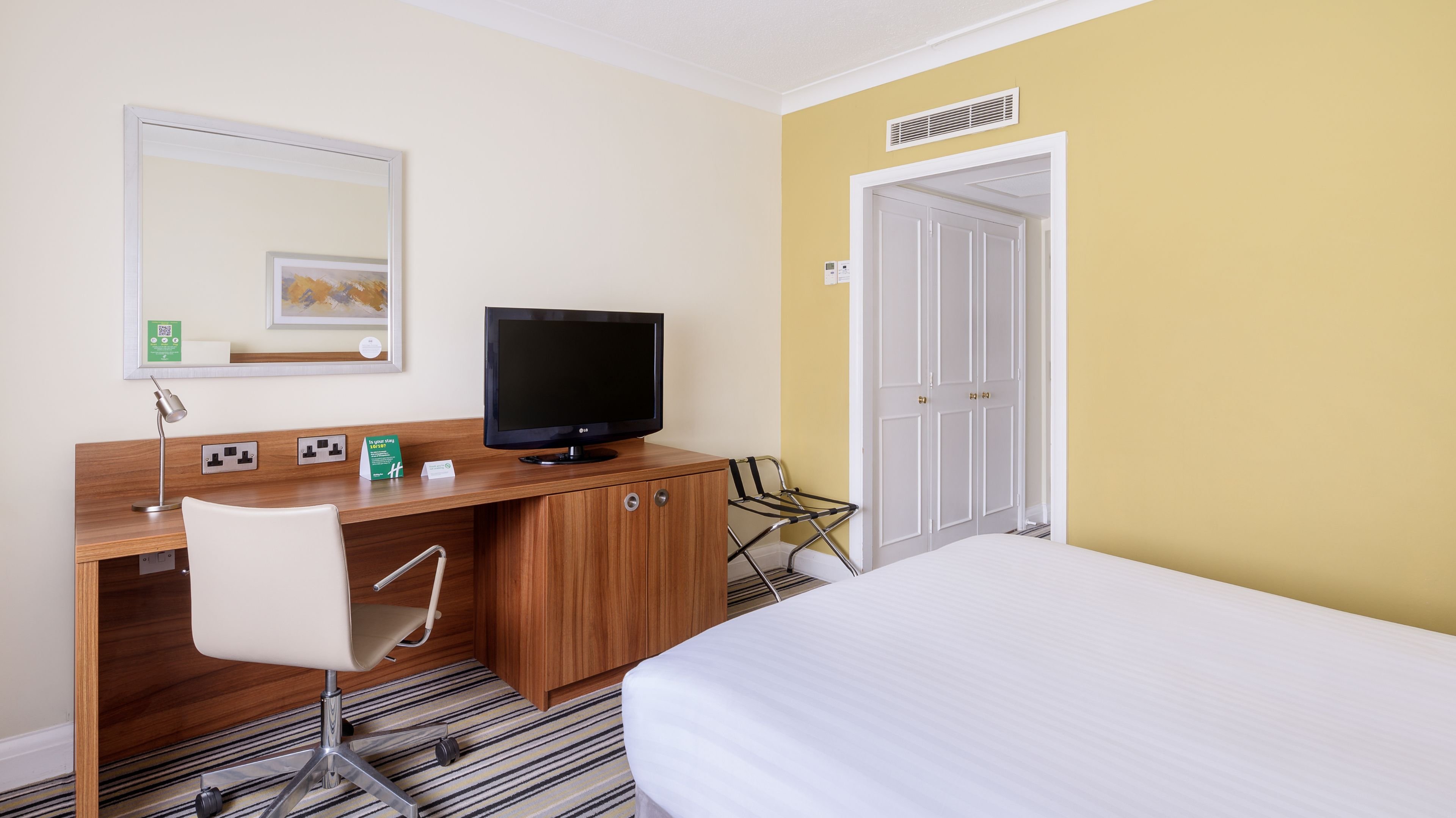 غرفة بسرير مزدوج، Holiday Inn Taunton 6/7