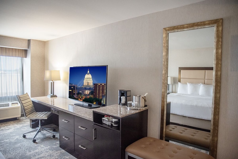 The Madison Concourse Hotel And Governor S Club 59/59