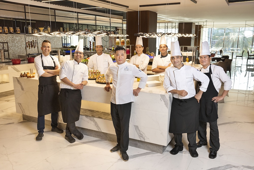 Asiana Grand Hotel 40/52