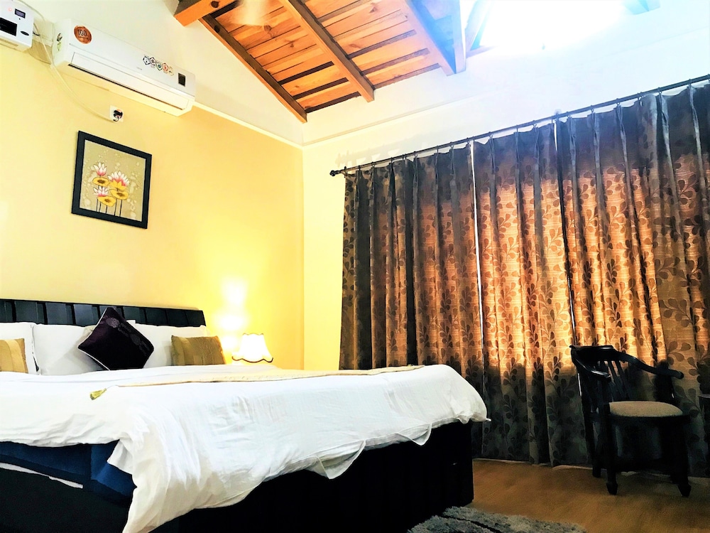 NEELESH INN 13/39