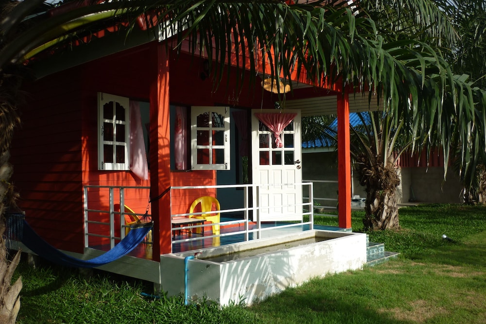 Maneemudjalin Resorts Farm Stay 2/29
