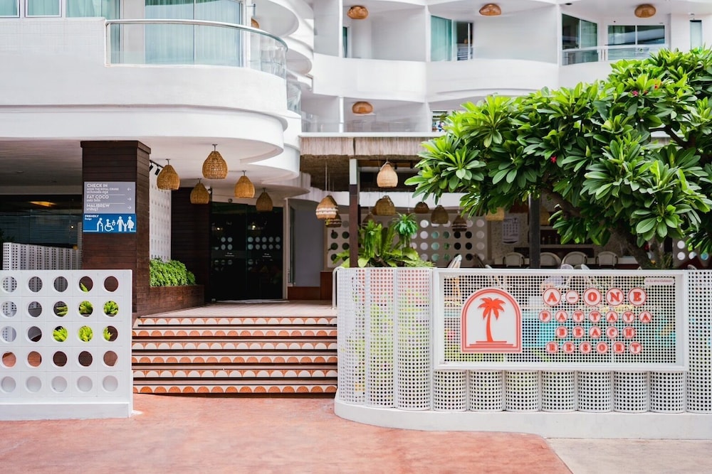 A-ONE Pattaya Beach Resort in PATTAYA