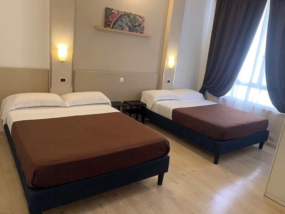 Indipendenza Hotel 10/50