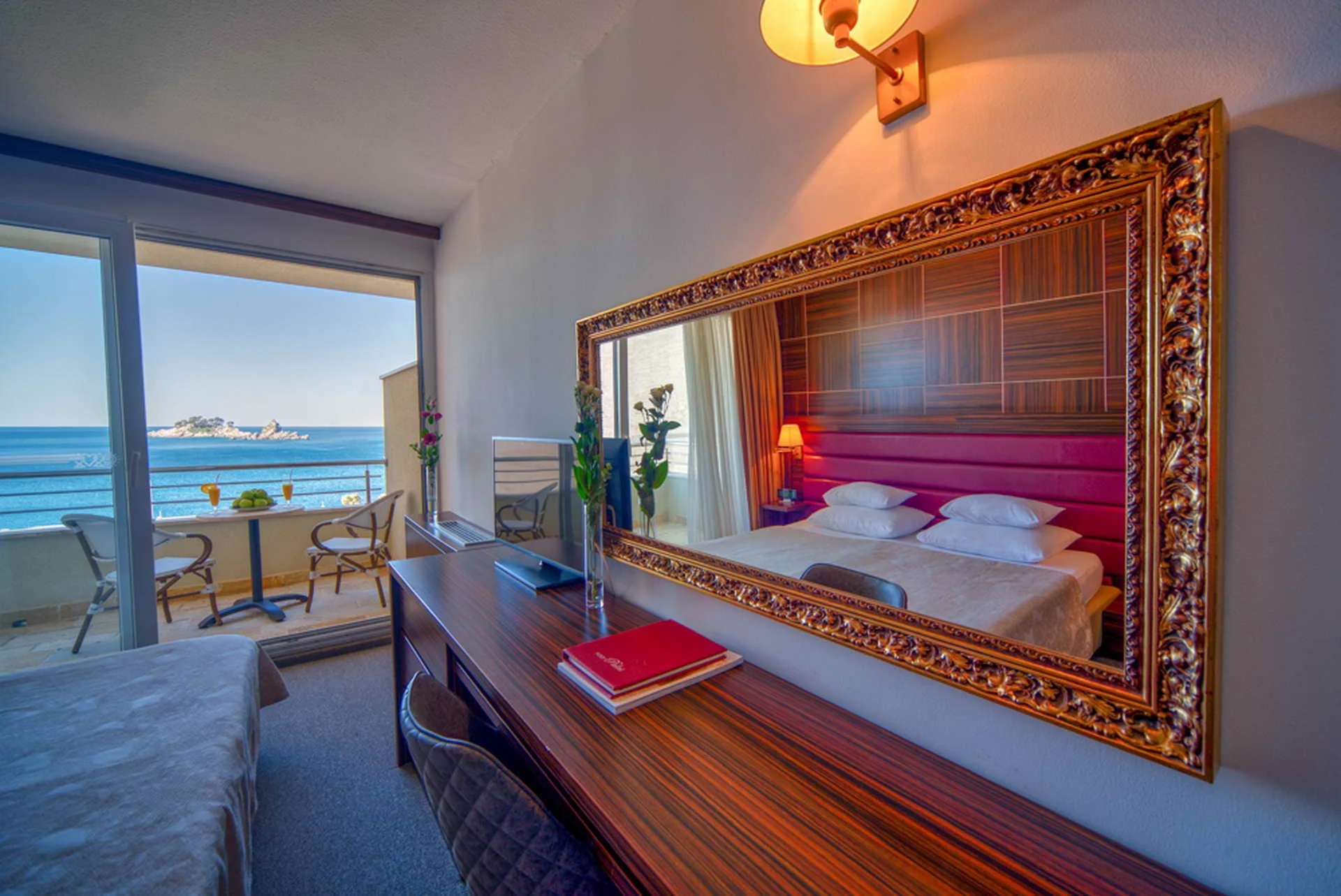غرفة قياسية بإطلالة على البحر، Hotel Palas 3/4