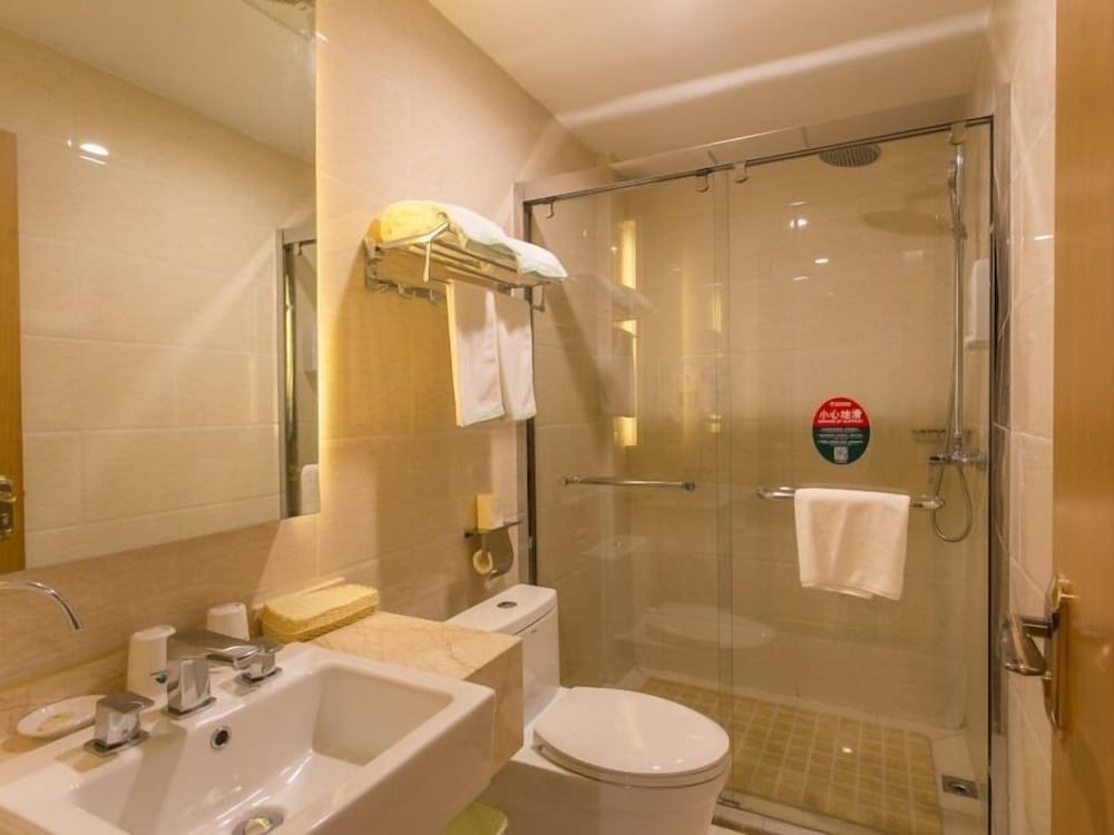 Greentree Inn Suzhou Wujiang Fenhu Development District Express Hotel 33/38