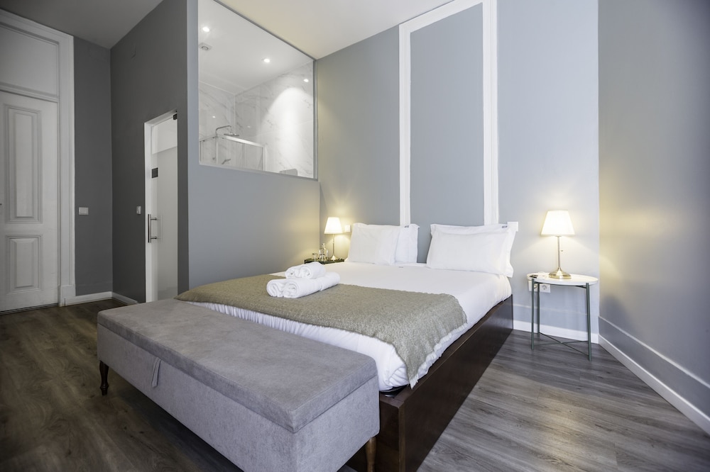 Hygge Lisbon Suites Estrela 9/27