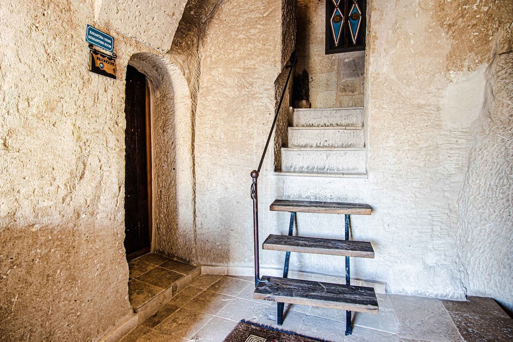 Kelebek Special Cave Hotel 48/84