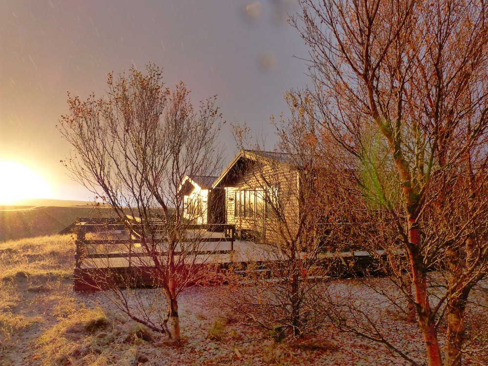Aurora Lodge Hotel 43/50