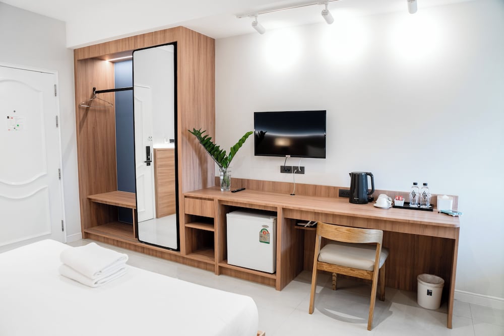 Sirin Hotel & Resident 6/50