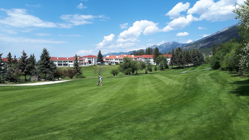 Mountain View Suites at Fairmont Hot Springs 4/63