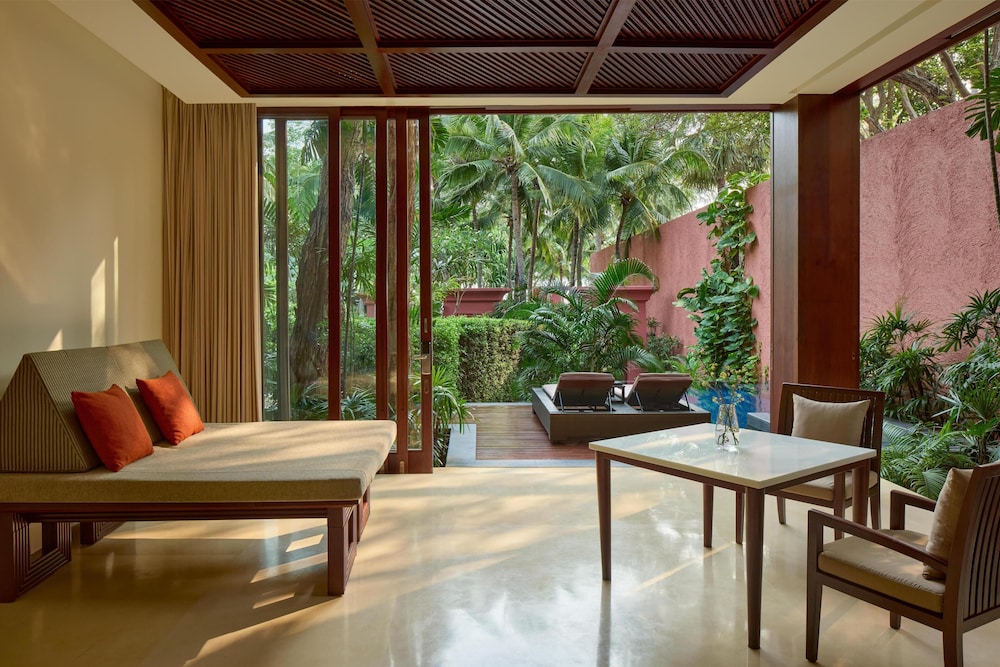 THE BARAI HUA HIN - The Unbound Collection by Hyatt 12/50