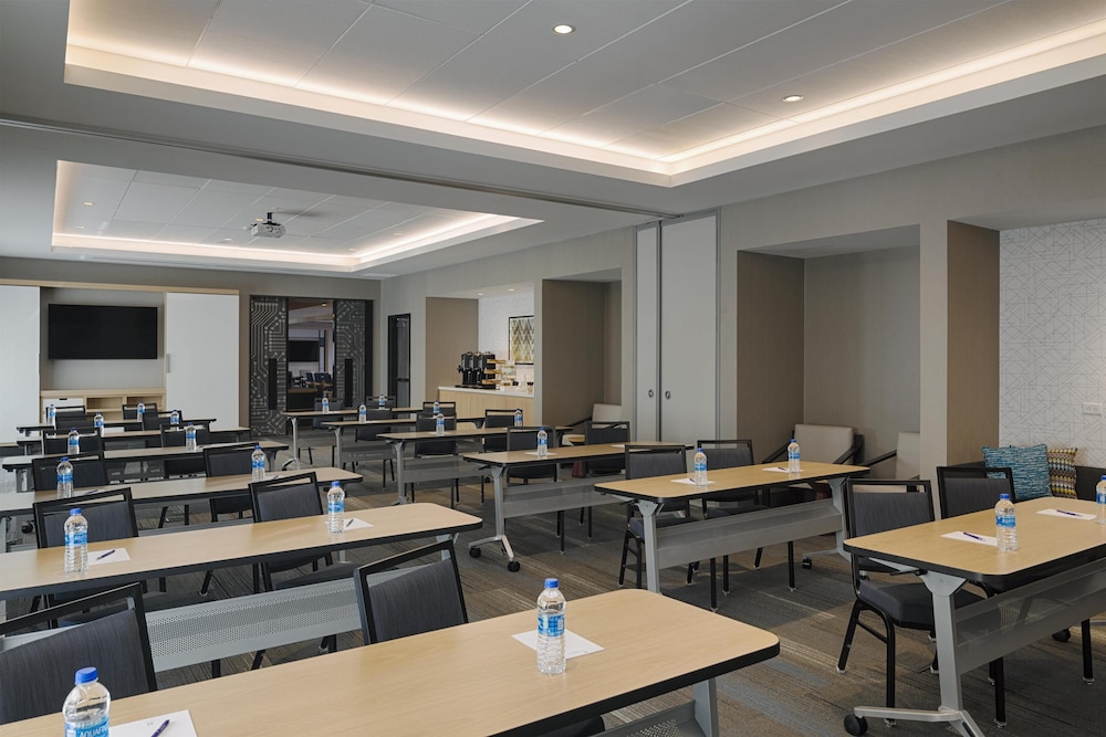 Hyatt House Columbus/OSU-Short North 38/50