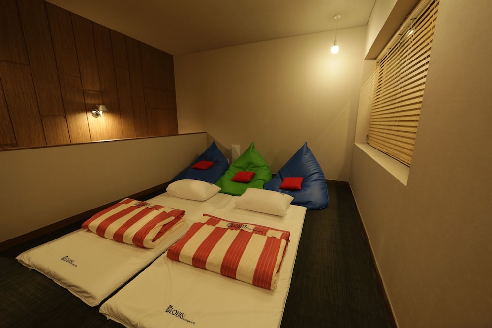 Louis Boutique Hotel 33/44