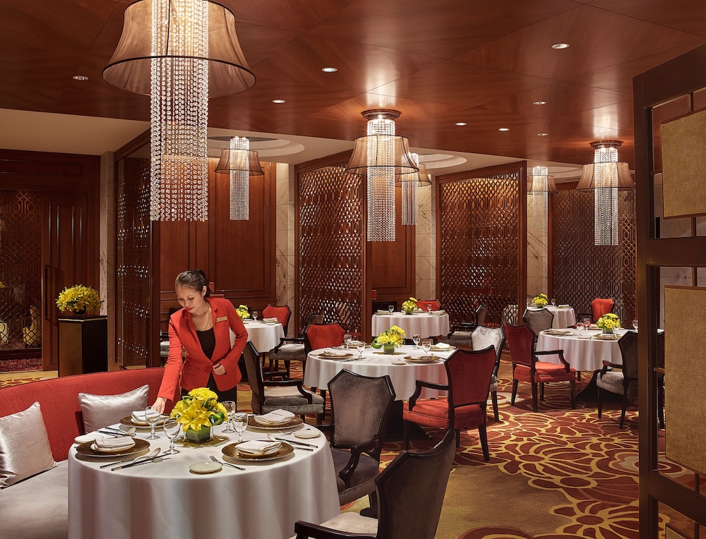 Shangri-La Hotel Bengaluru 60/82