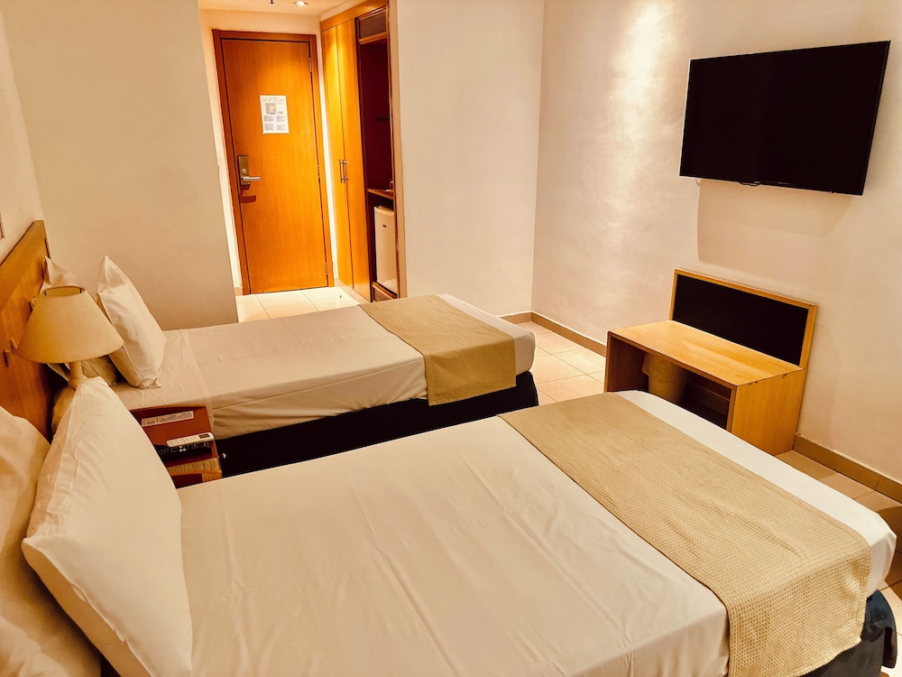 غرفة قياسية بسريرين منفصلين، Copacabana Mar Hotel 5/9