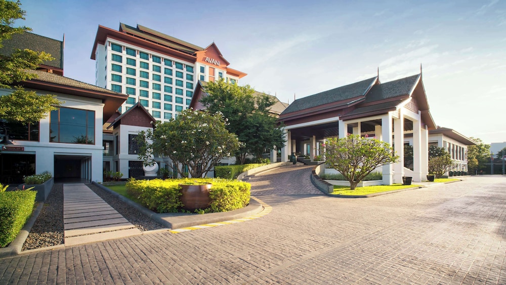 AVANI Khon Kaen Hotel and Convention Centre 64/69