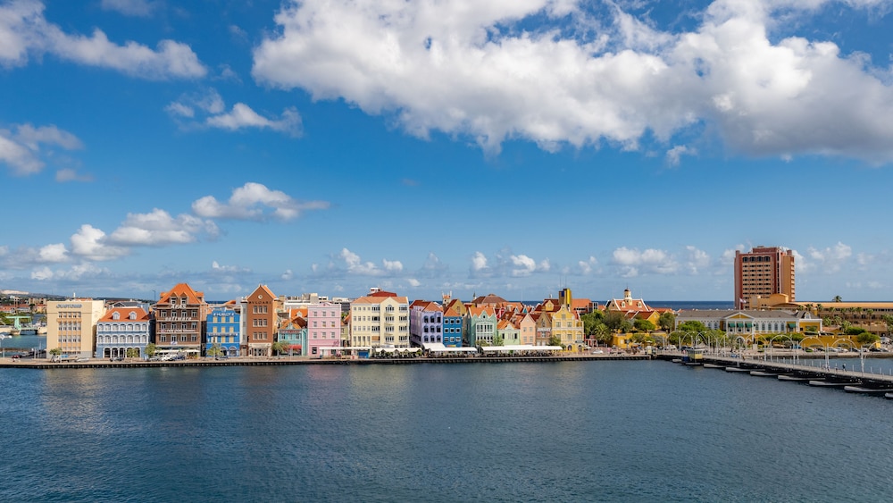 Harbor Hotel and Casino Curacao 60/65