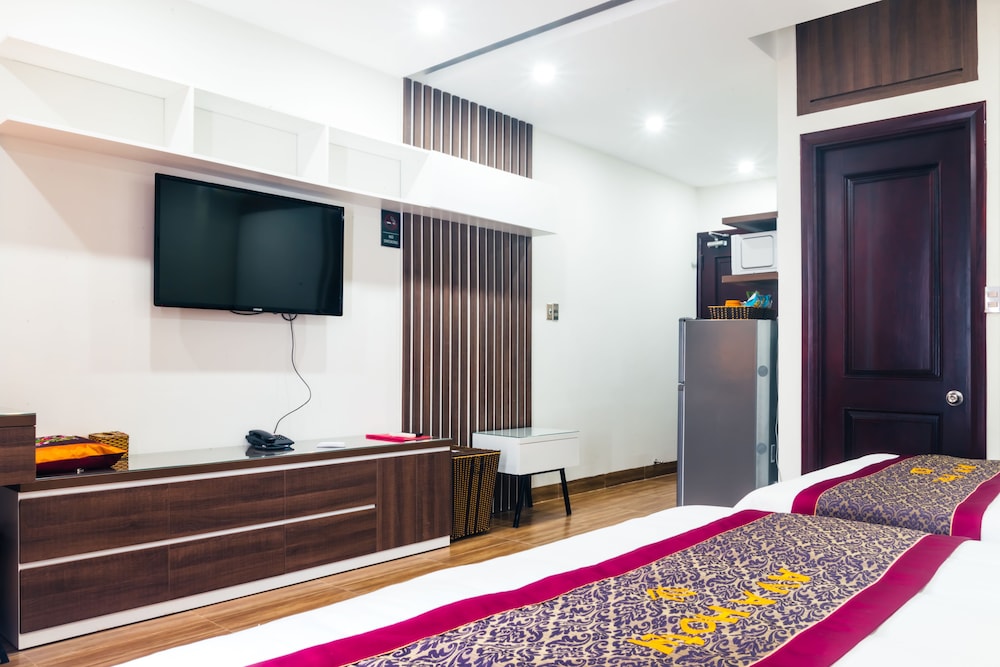 Ava Hotel & Apartment 30/48