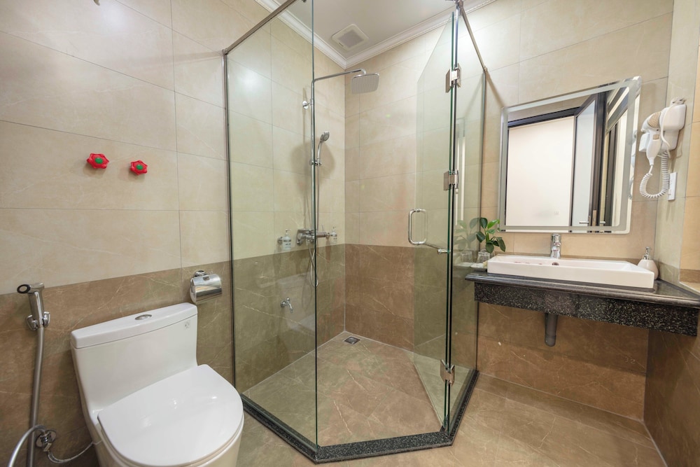 Airport Classic Hotel 2 42/50