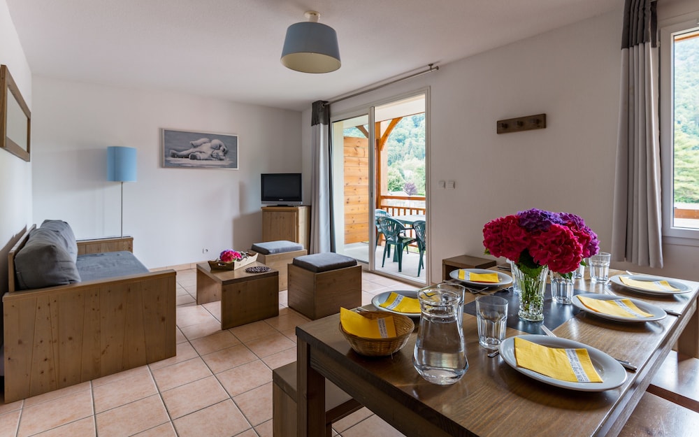 Lagrange Vacances Le Belvedere 14/19