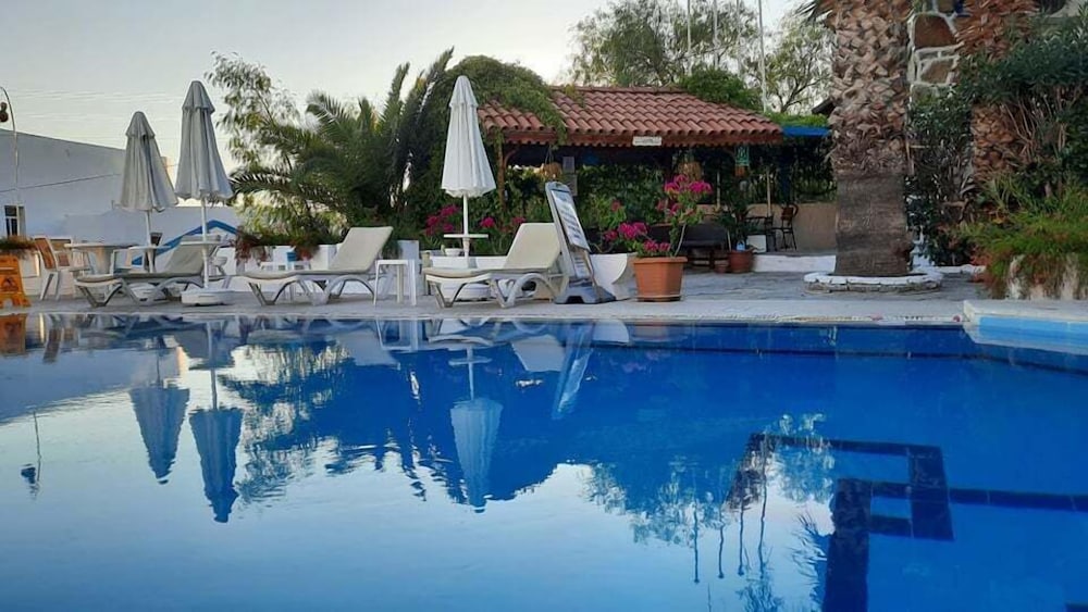 Dasis Hotel & Suites 31/40