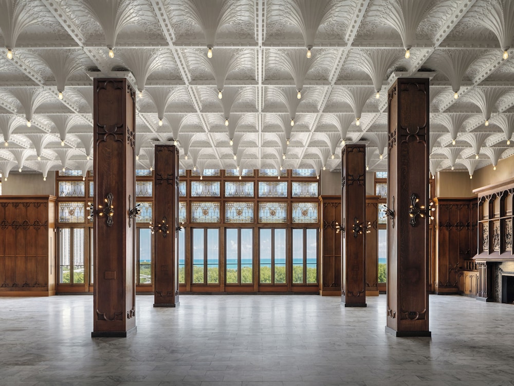Chicago Athletic Association 31/79