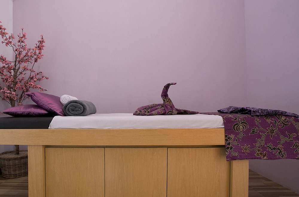 Shakti Hotel 5/50