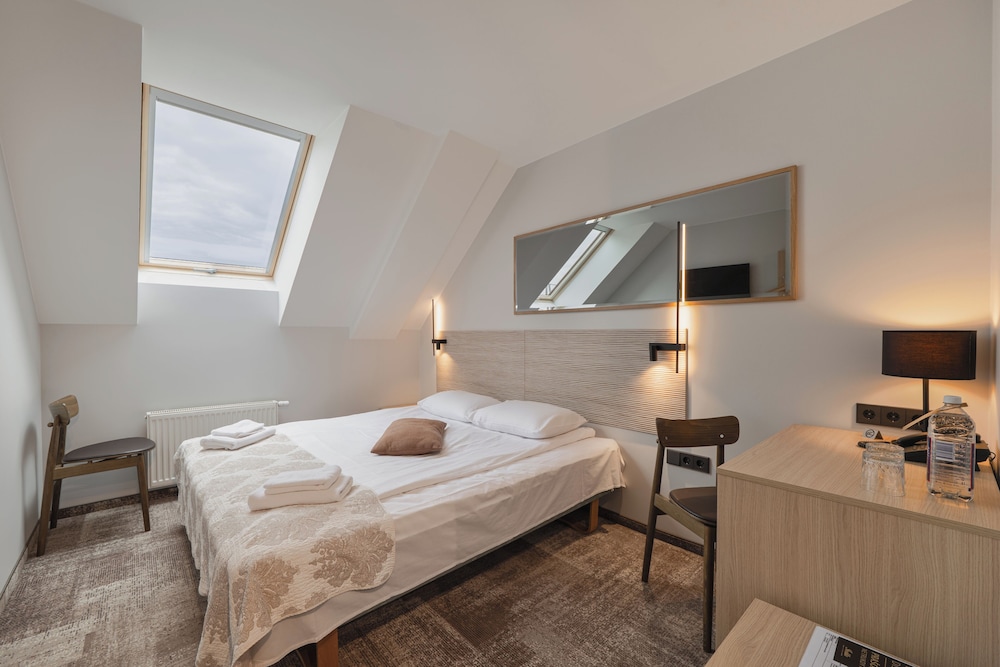 Ivolita Vilnius Hotel 12/47
