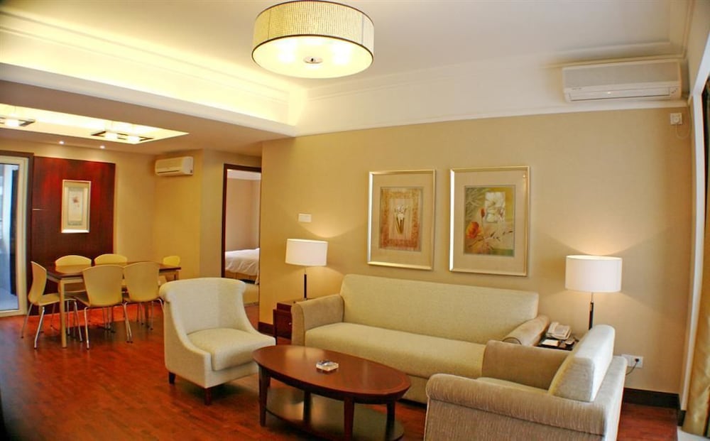Golden Diamond Hotel 8/17
