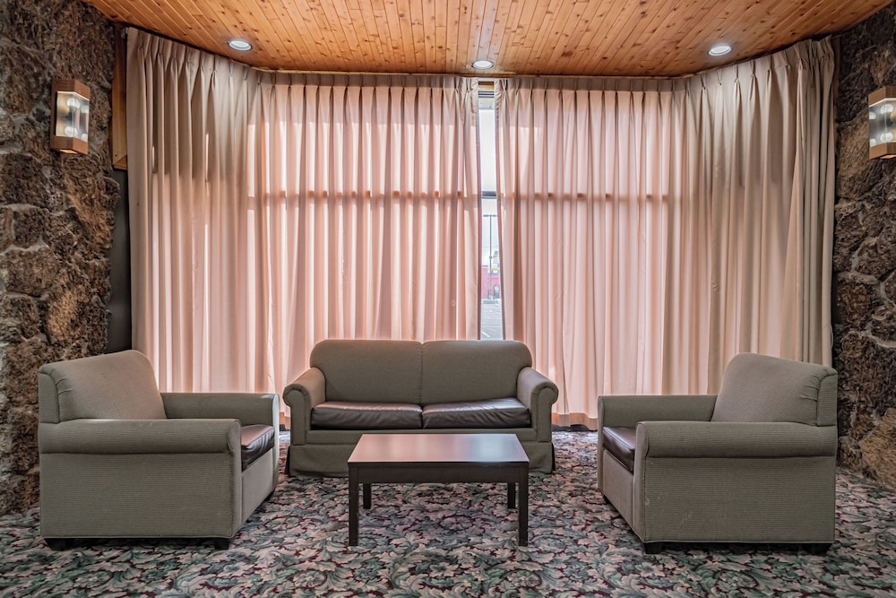 Studio6 Pocatello, ID 24/50
