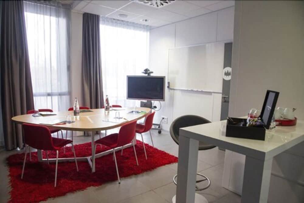 Bho Hotel 37/53