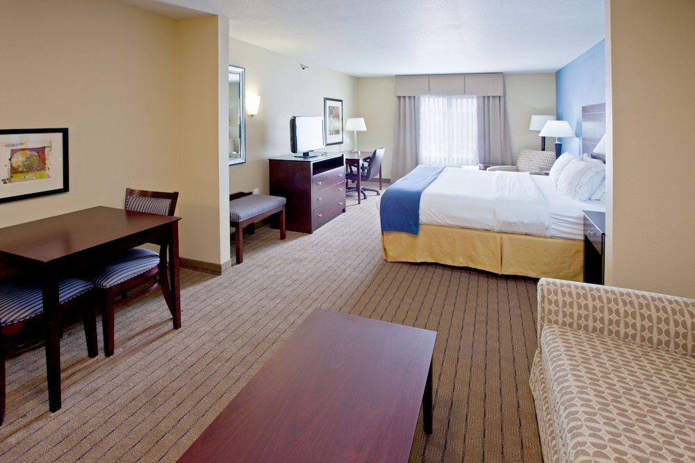 Holiday Inn Express Hotel And Suites Shelbyville Indianapolis 22/71