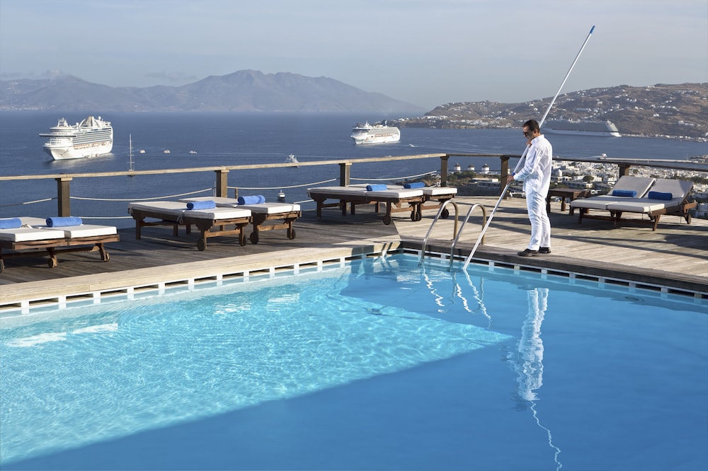 Tharroe Of Mykonos 28/46