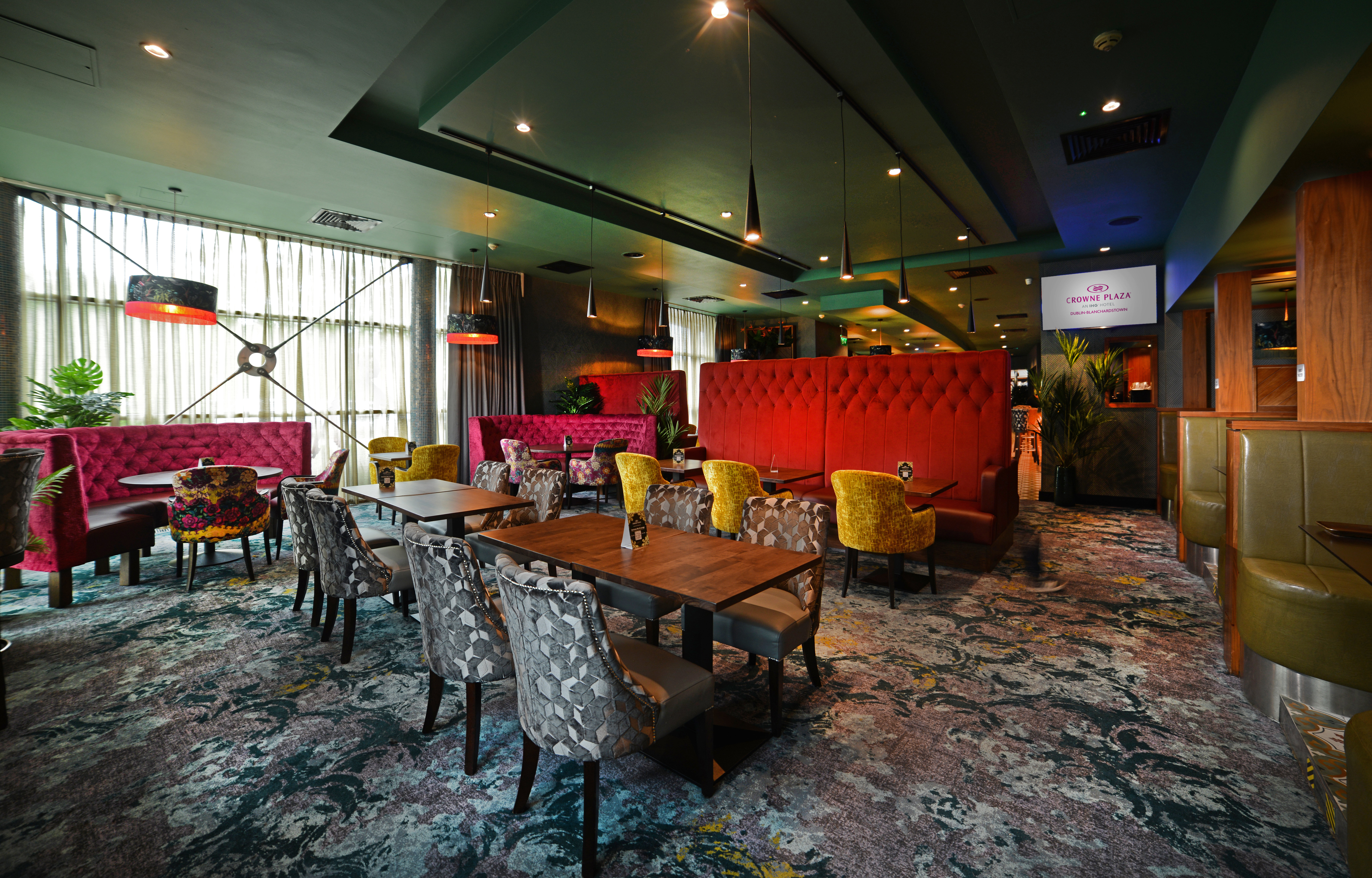CROWNE PLAZA BLANCHARDSTOWN 46/76