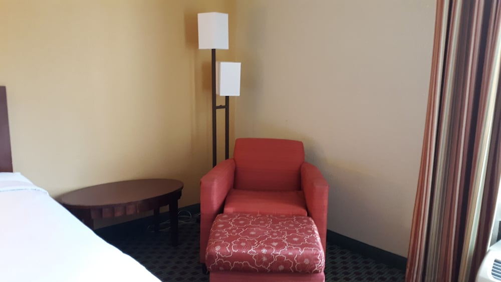 Baymont by Wyndham Williamsburg 29/45