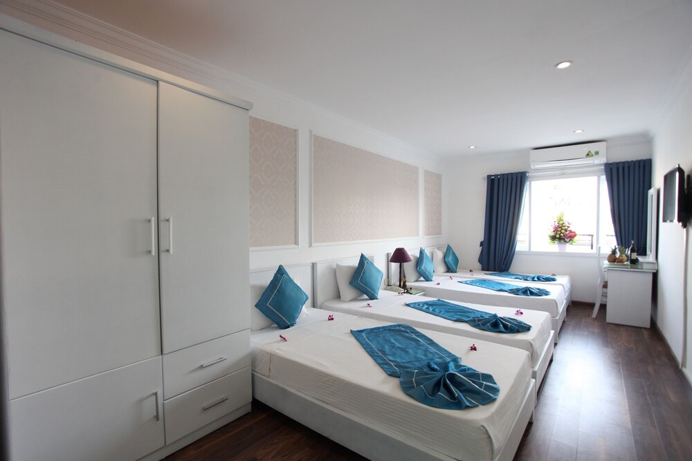 Hanoi Buddy Inn & Travel 20/99