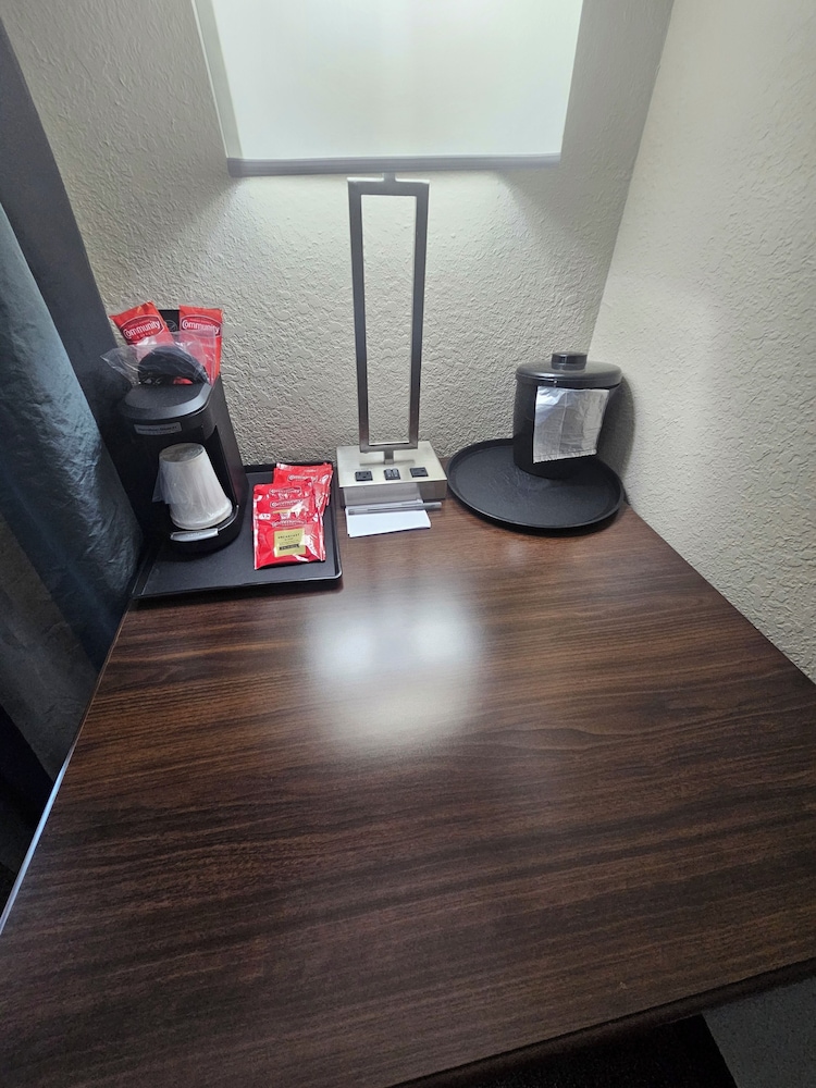 Heritage Place Hotel & Suites 27/48