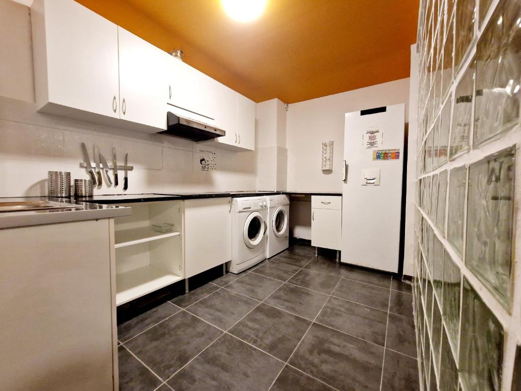 Arc House Hostel 17/18