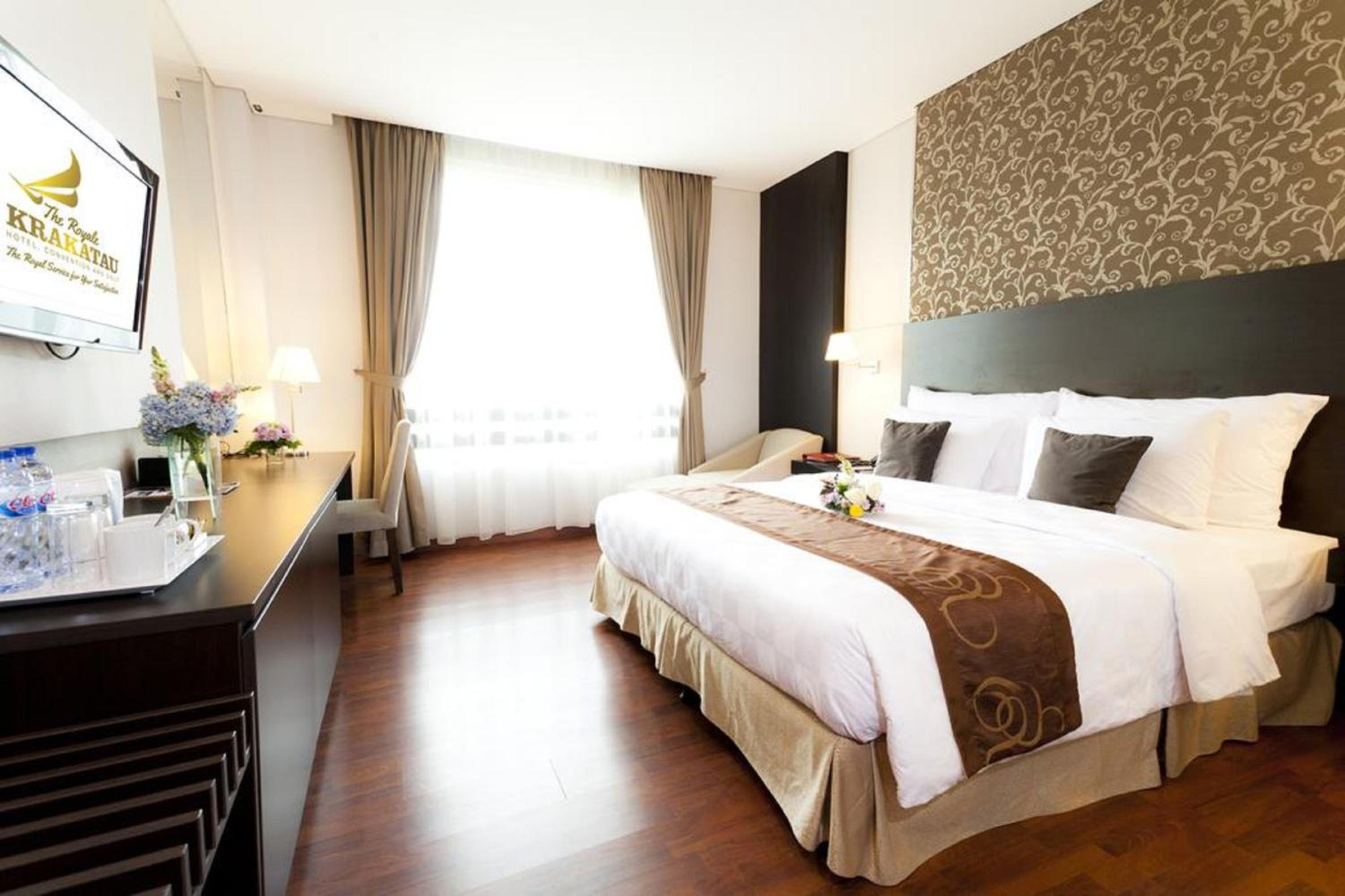 Tower, Suite