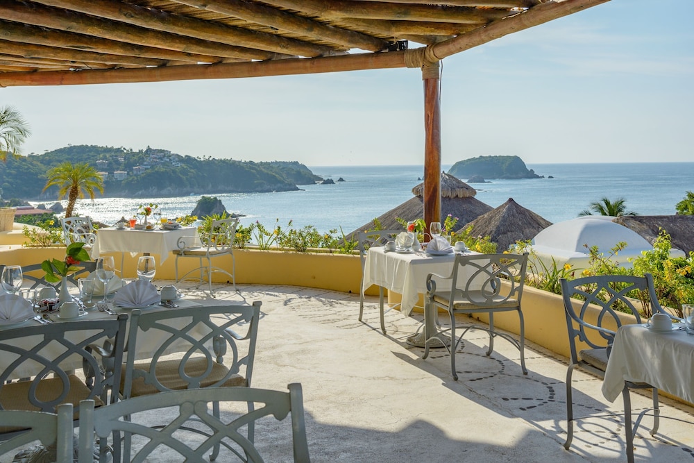 Quinta Real Huatulco 60/77