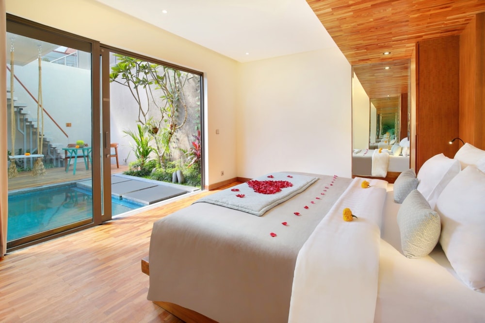 Ayona Villa Seminyak by Ini Vie Hospitality 15/41