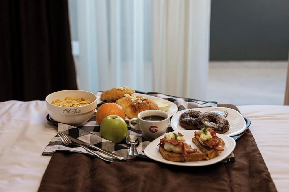 Olivar Hotel Tirana 46/60