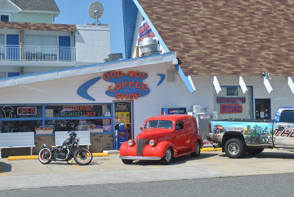 Tangiers Motel 53/59
