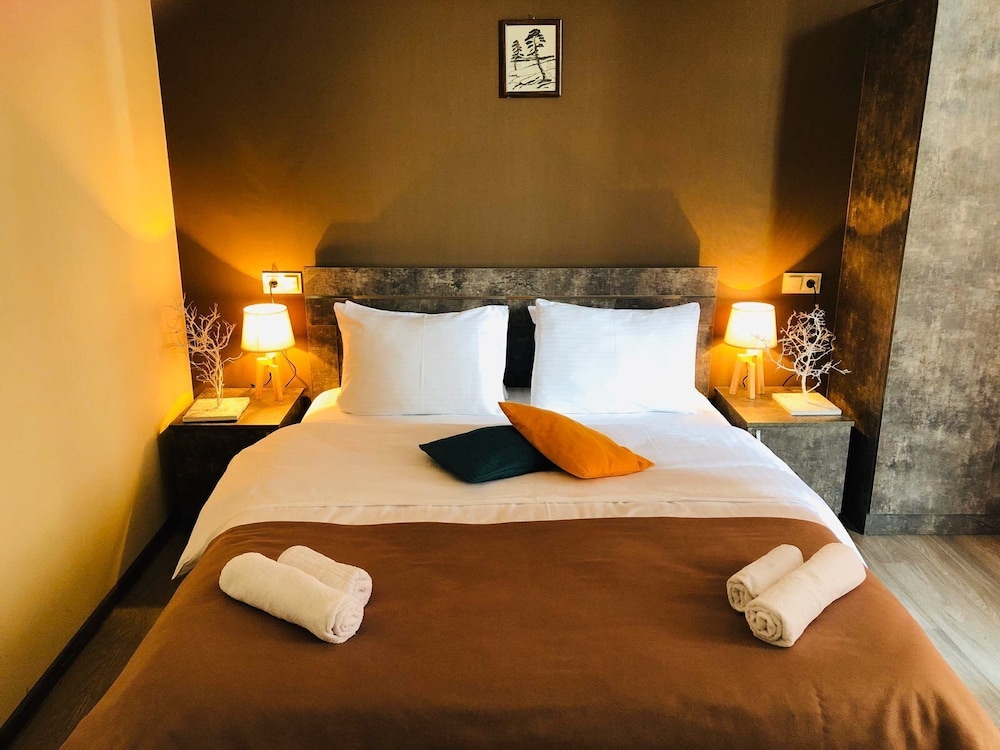 Nabadi Hotel 17/68