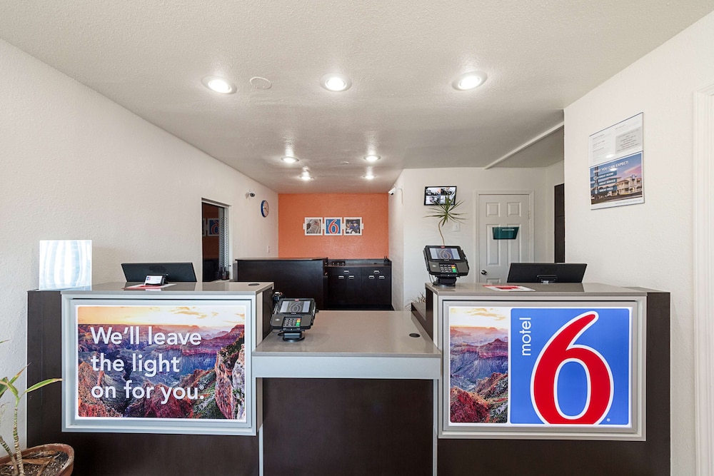Lobby at Motel6 Mcallen, TX, MCALLEN - TX