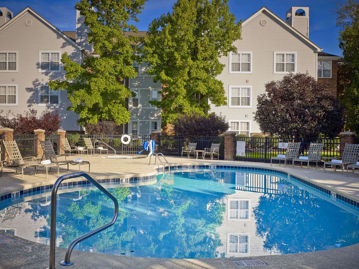Sonesta Es Suites Cincinnati - Sharonville East 34/34