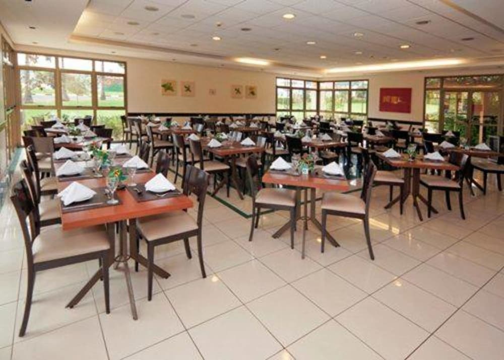 Comfort Hotel Franca 24/32