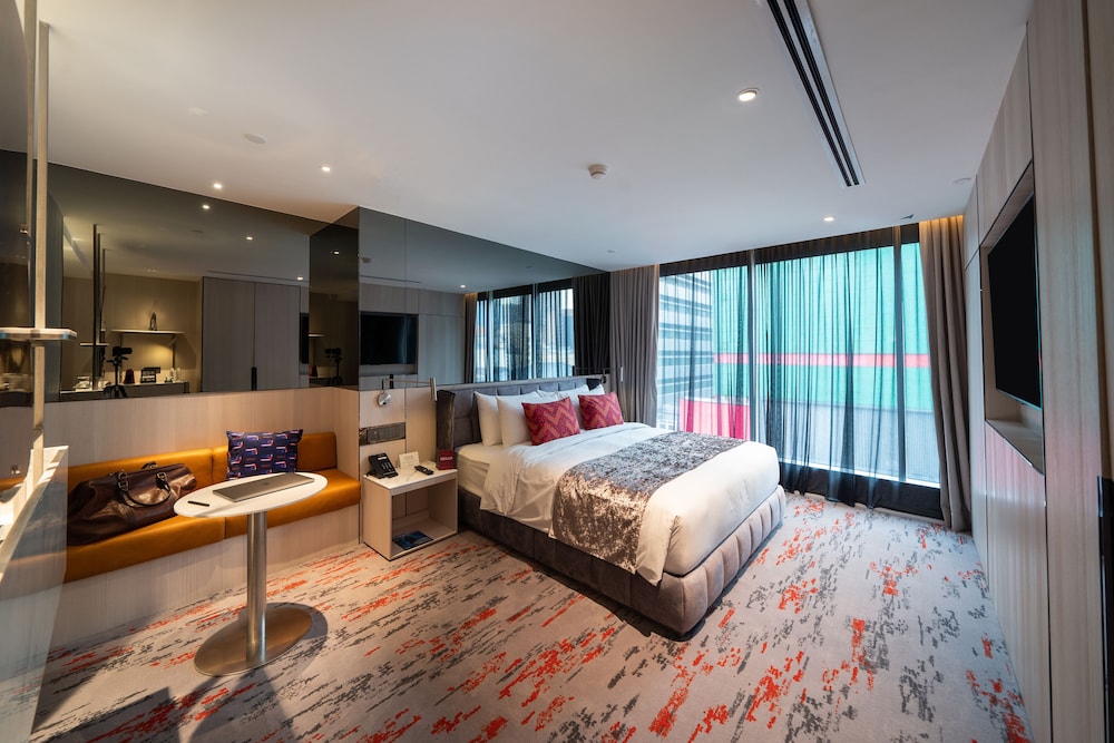 Platinum Suite